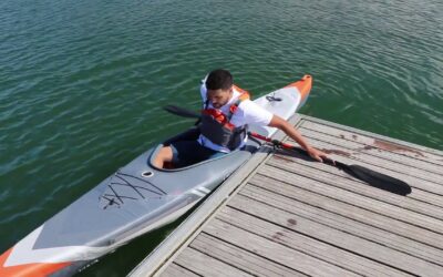 Comment remonter dans un kayak gonflable ?